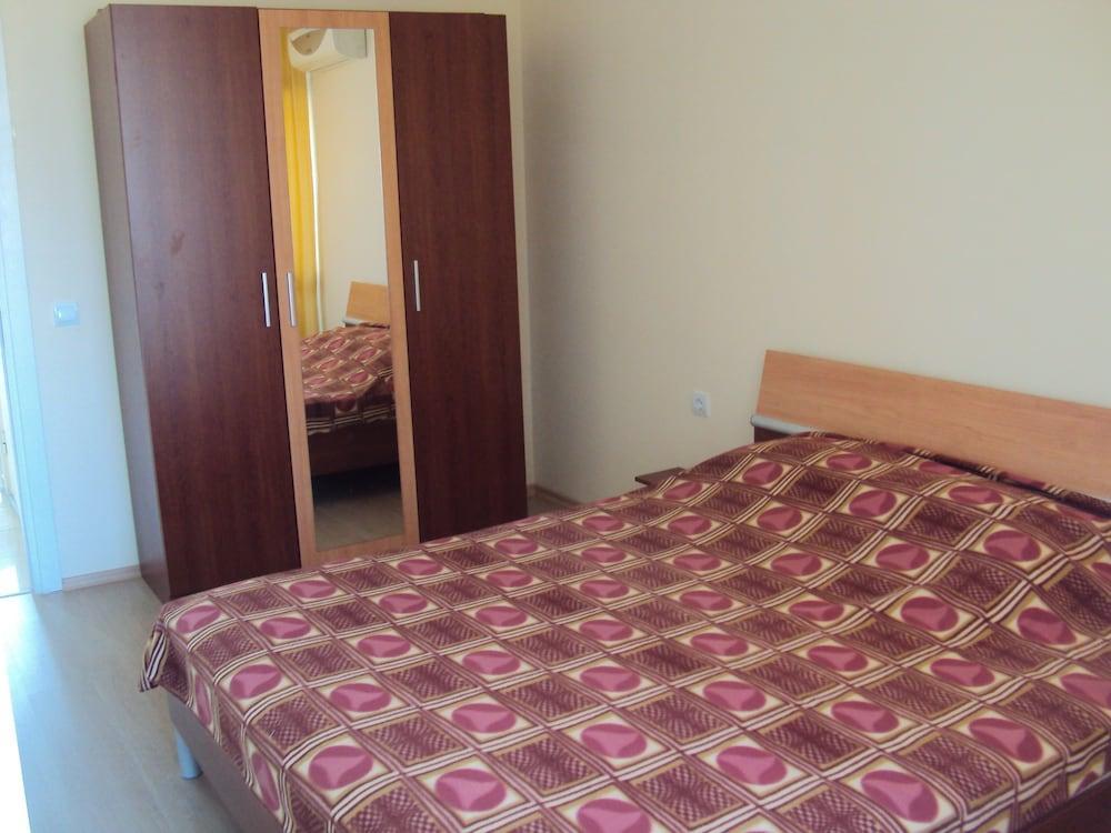 Sun City Hotel - All Inclusive Sunny Beach Esterno foto