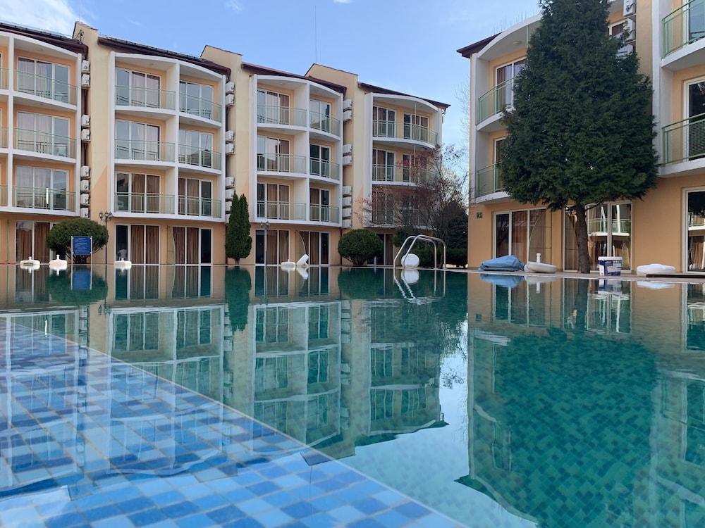 Sun City Hotel - All Inclusive Sunny Beach Esterno foto