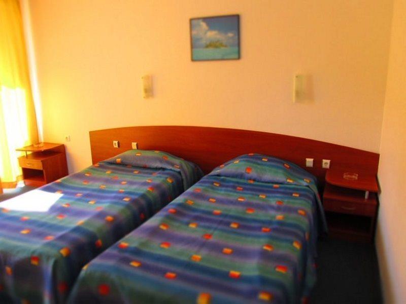 Sun City Hotel - All Inclusive Sunny Beach Esterno foto